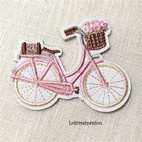 Applique patch vélo bicyclette panier fleuri rose ou bleu