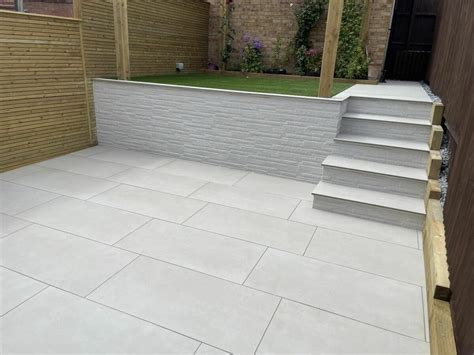 Tikal White Porcelain Wall Cladding Slips Cheshire Garden Products