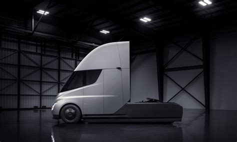 walmart memesan lebih  unit tesla semi  lebih ramah lingkungan
