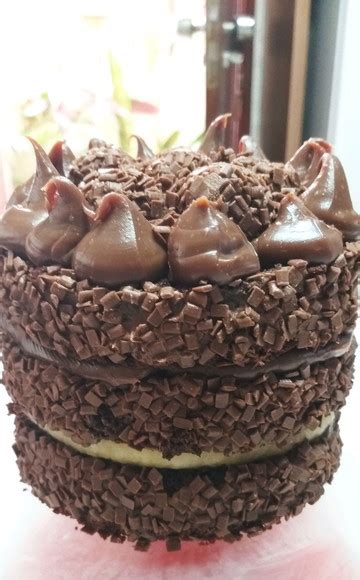 Kit Bolo Naked Cake 15 Brigadeiros Gourmet Elo7