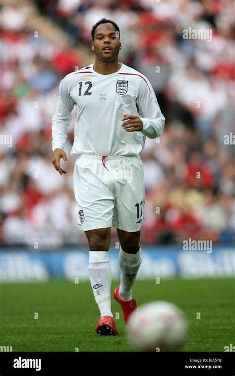 JOLEON LESCOTT ENGLAND & EVERTON FC WEMBLEY STADIUM LONDON ENGLAND 13 ...