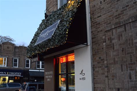 Residents react to nyc forest hills park renovation plans today 2