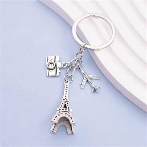 Lovely Mini Paris Eiffel Tower Keychain Aircraft Camera Bag Pendant