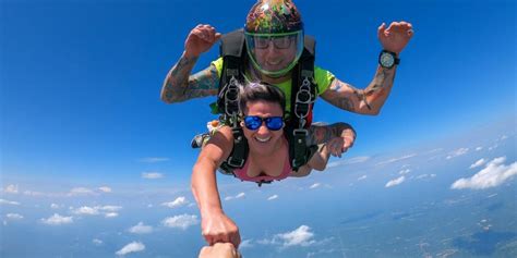 Everything You Need To Know About Jumping Out Of A Plane Skydive New