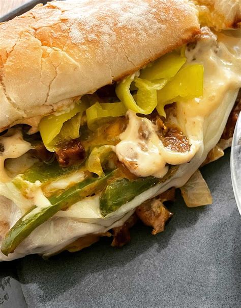 Authentic Philly Cheesesteak Recipe: Delicious and Easy to Make