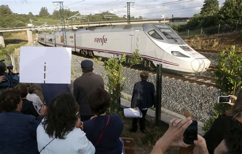 La Audiencia coruñesa reabre la instrucción del caso Alvia Galicia