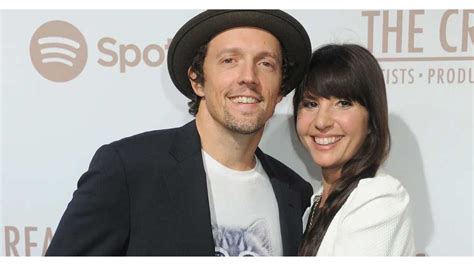 Is Jason Mraz Gay Who Is Jason Mraz Partner About His Childhood And