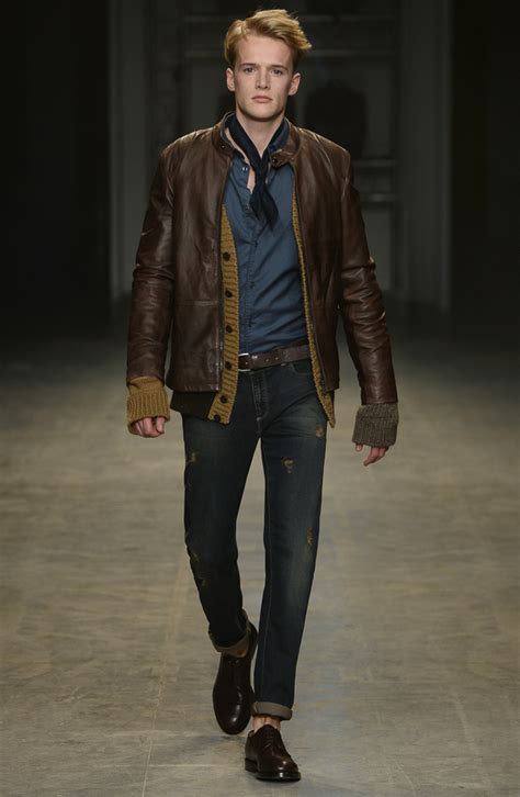 TRUSSARDI JEANS 2015-16秋冬 | 画像10枚 - FASHIONSNAP
