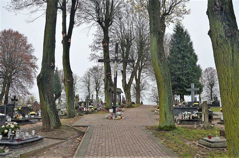 Cmentarz Parafialny W Bobowie In Bobowo Pomorskie Find A Grave Cemetery