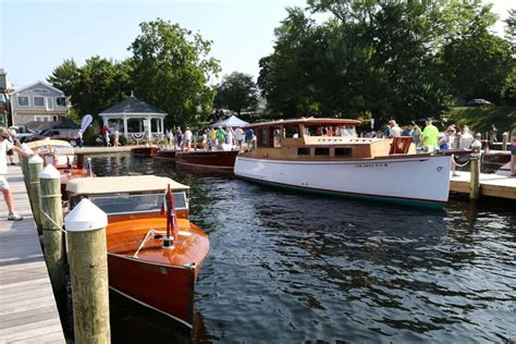 The 49th Annual Lake Winnipesaukee Antique And Classic Boat Show New England Chapter Of The