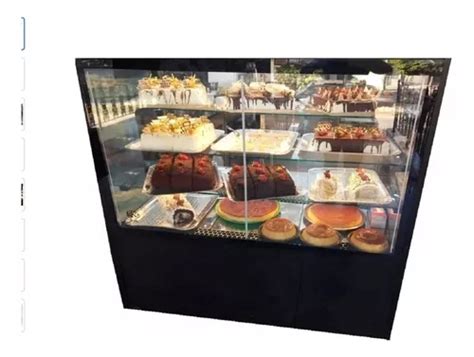 Vitrine Refrigerada Para Exposição De Confeitaria E Tortas