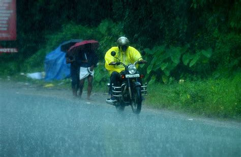 Thunderstorms With Moderate Rainfall Likely In Parts Of Tamil Nadu