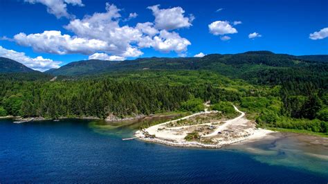 6583 Sechelt Inlet Rd, Sechelt, BC V0N 3A4 | LoopNet