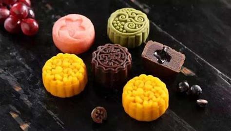 What Are Traditional Foods for Mid-Autumn Festival? Top 10 Moon ...