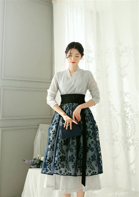 Modern Korean Traditional Dress