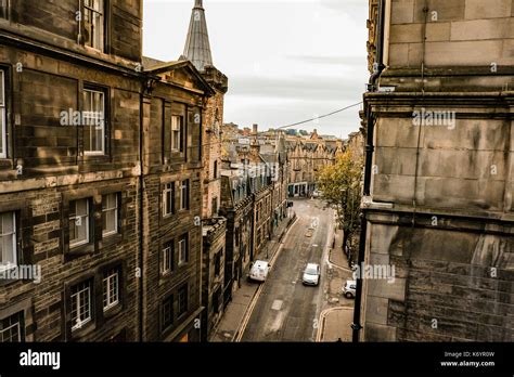 edinburgh old town Stock Photo - Alamy