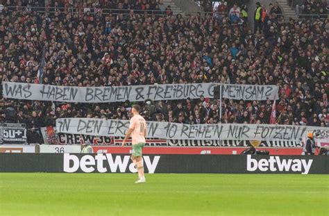 VfB Stuttgart gegen SV Werder Bremen Spruchband sorgt für