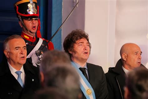 Cierra El Desfile Militar Por El D A De La Independencia En Argentina