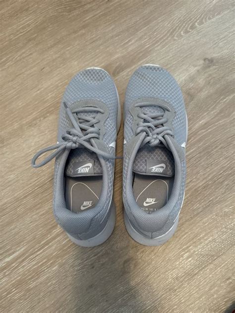 Nike Tanjun Sneaker | Kaufen auf Ricardo