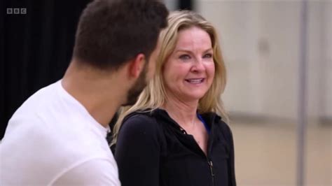 Strictlys Sarah Hadland breaks down in tears as she dedicates Foxtrot