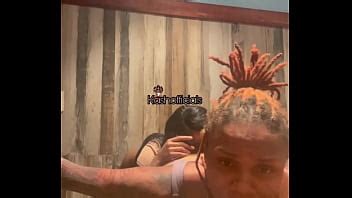Kashofficials comiendo el culo de Renity Love en un baño público XVIDEOS