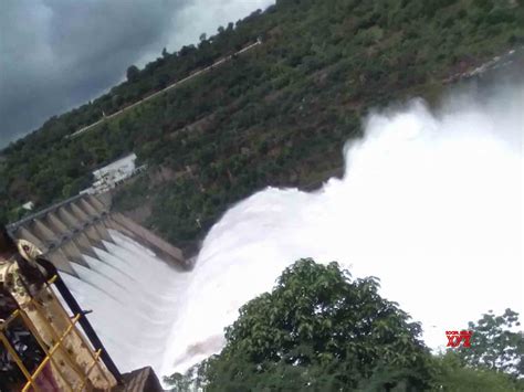 Nalgonda 11 Crest Gates Of Nagarjuna Sagar Dam Lifted Amid Incessant