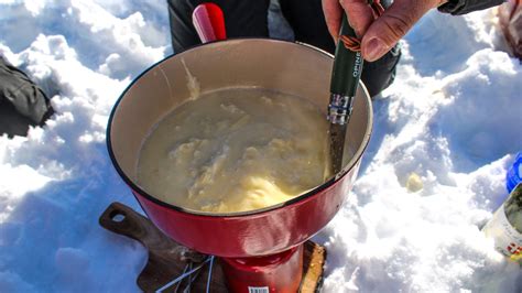 Une fondue sur les pistes à Praz de Lys Sommand