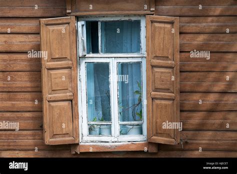 Golden Glass Pane Texture Hi Res Stock Photography And Images Alamy