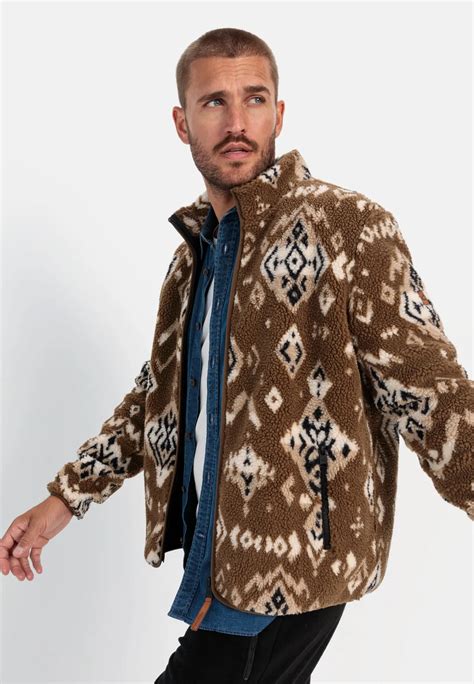 camel active | Hier geht's zum offiziellen ONLINE-SHOP