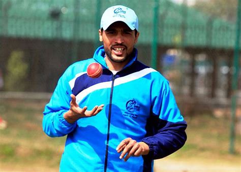 pakistan leave  aamir  world cup squad rediff cricket
