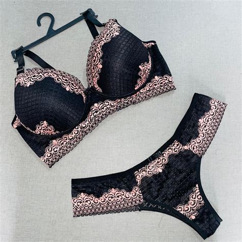 Lingerie Renda Luxo Plus Size Bicolor Bojo Conjunto Calcinha e Soutien Moda Íntima Feminina