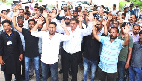 PHE Workers Stage Protest Demand Their Regularisation Daily Excelsior