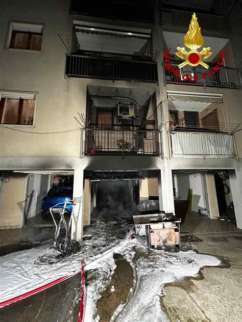 Malo Incendio Di Un Box Nel Condominio Vicenzareport