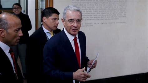 Califica Uribe de venganzas políticas su llamado a Juicio