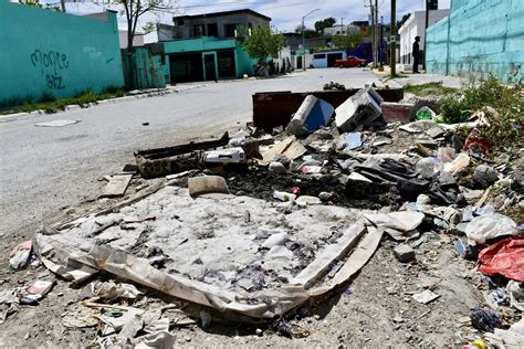 Convierten Calle De Analco En Basurero Clandestino Autoridades