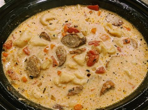 Slow Cooker Creamy Tortellini And Sausage Soup The House On Silverado