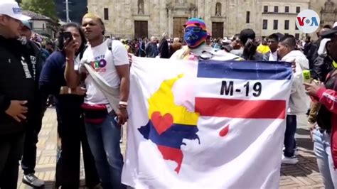 Ciudadanos Llegan Con La Bandera Del M 19