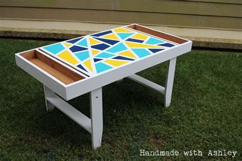 Ana White | DIY Kids Art Table - DIY Projects