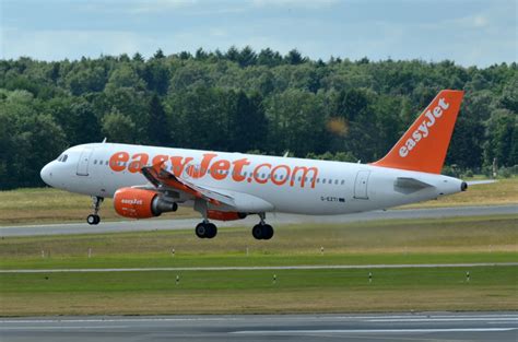 Europa Easyjet U2 EZY Fotos 53 Flugzeug Bild De