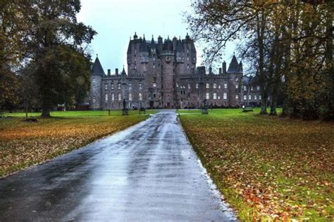 The Dark Secret Behind The Hidden Room Of Glamis Castle Hidden Rooms