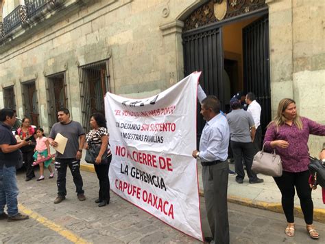 Protestan Trabajadores De Capufe En El Palacio De Gobierno De Oaxaca