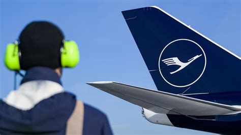 Warnstreiks Von Ver Di Lufthansa Streicht Fast Alle Fl Ge Tagesschau De