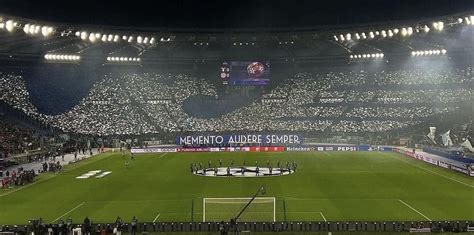 Lo Striscione Nazista Nella Curva Della Lazio Contro Il Bayern Il