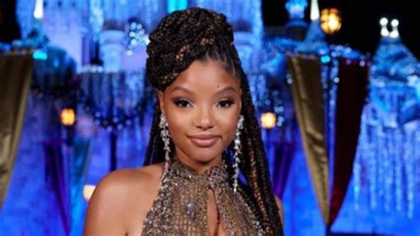 Halle Bailey responde a las críticas por su papel en La Sirenita