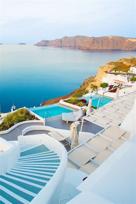 The Best Honeymoon Hotels in Santorini - 2020 Guide