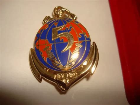 French Army E R Giment Inter Armes Doutre Mer E Riaom Metal Badge