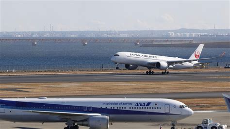 Flights Resume On Repaired Tokyo Runway A Week After Fatal Collision