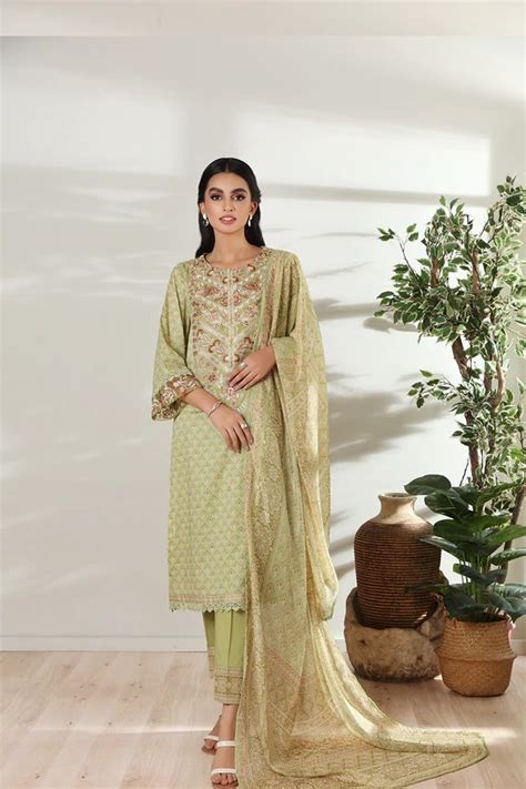 Nishat Linen Spring Summer Collection Best Lawn Dresses To Wear