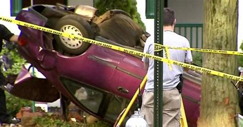 New Rochelle Police Chase Ends In Deadly Crash Cbs New York