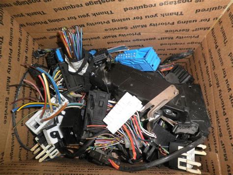 Find Lot Of Various Connectors Body Wire Harness Bmw E36 325 In Joplin